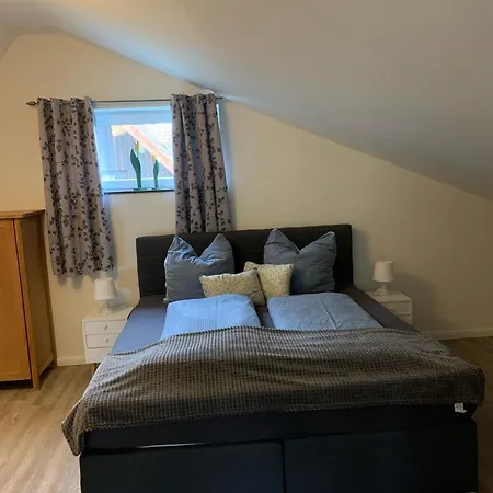 Semesterbostad Mueritz Beli *